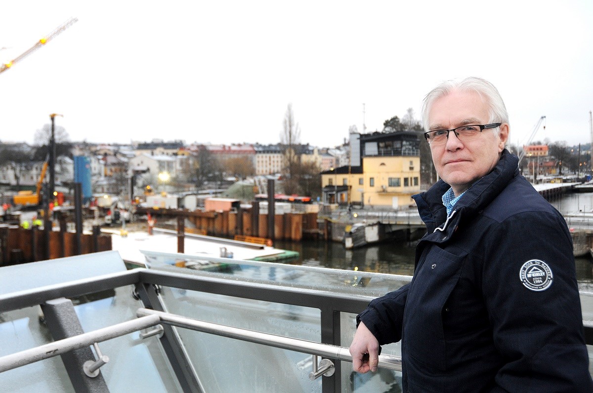 Mats Johannesson, samhällsbyggnadsstrateg i Södertälje kommun, spår en lysande framtid för Södertälje som sjöfartsstad. Foto: Agne Hörnestig Mats Johannesson, samhällsbyggnadsstrateg i Södertälje.