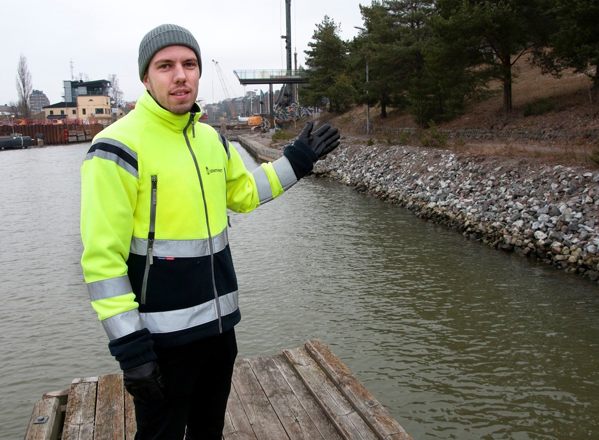 Joar Skott är Sjöfartsverkets projekteringsledare i denna satsning som ingår i finplaneringsentreprenaden, finalen på bygget för Mälarprojektet. Foto: Agne Hörnestig Joar Skott, Sjöfartsverkets projekteringsledare i denna satsning som ingår i finplaneringsentreprenaden, finalen på bygget för Mälarprojektet.