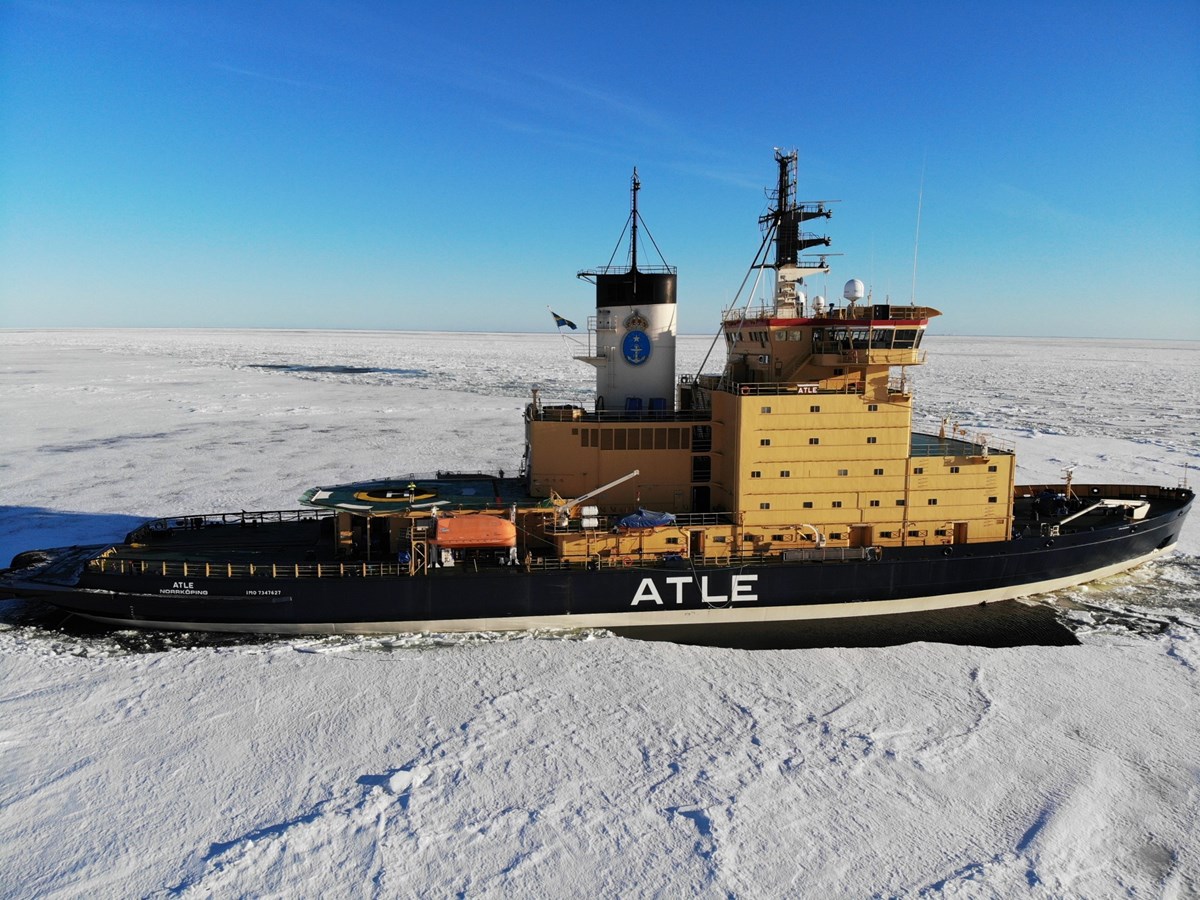 Icebreaker Atle