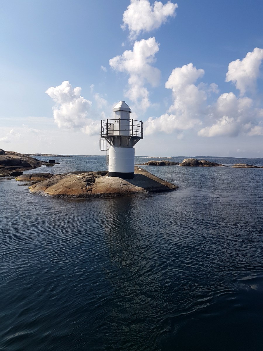 Fyrkummel av den här modellen kommer att uppföras i farleden till Karlskrona