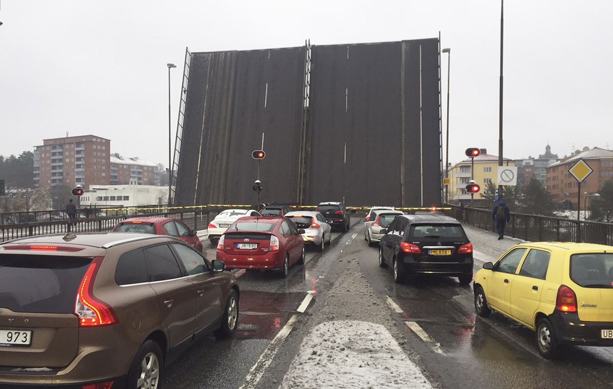 Broöppning vid mälarbron