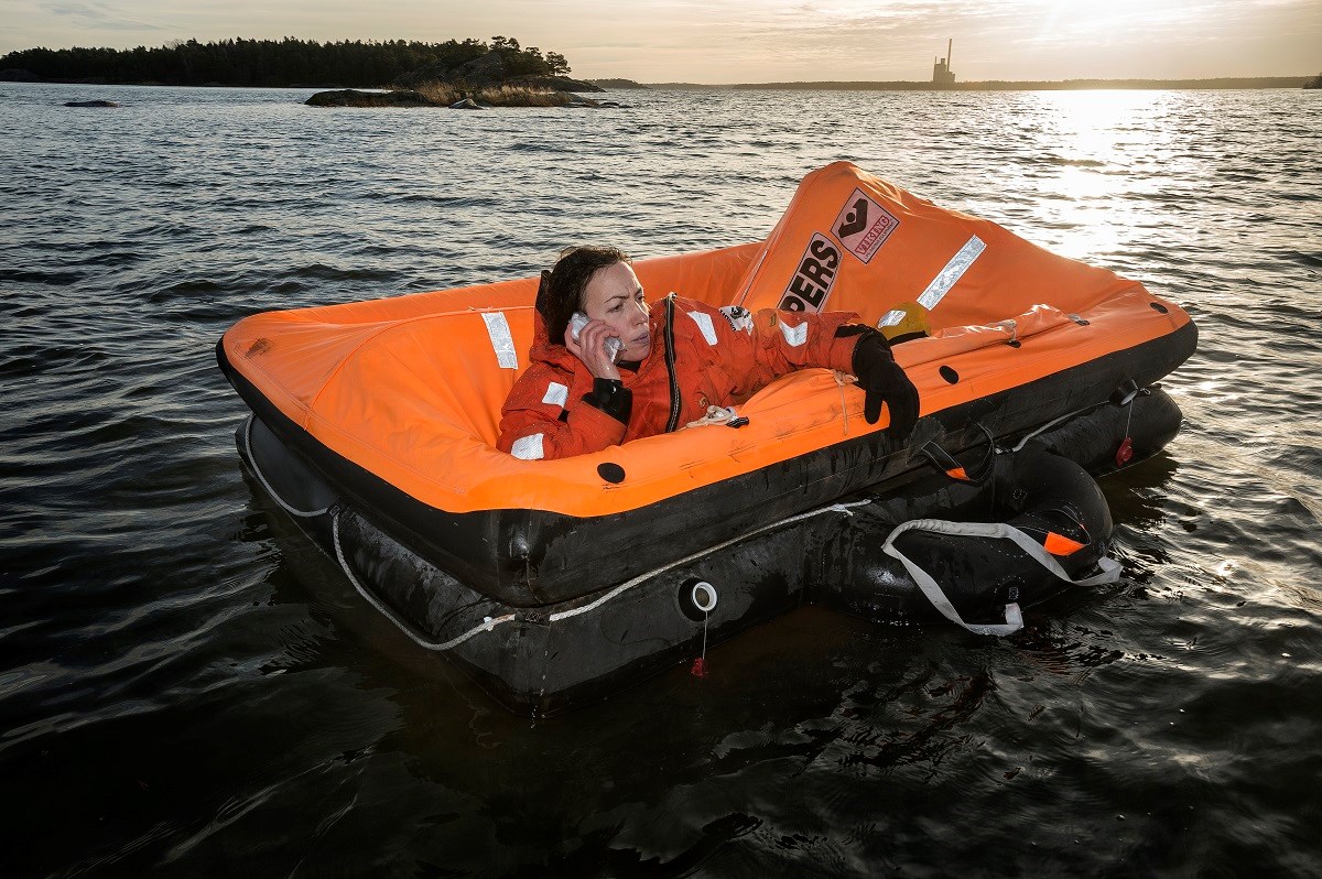Det är viktigt att vara förberedd om olyckan är framme. Bilden från en sjöräddningsövning. Foto: Fredrik Schlyter Förberedd om olyckan är framme.