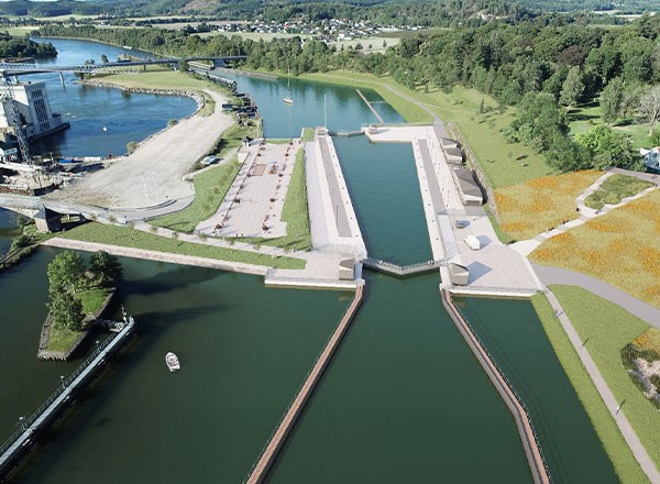 Drönarbild på den nya triangelslussen som finns i Lilla Edet Drönarbild på den nya triangelslussen som finns i Lilla Edet