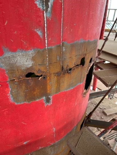 Cylinderplåt med korrosion från Måseskärs fyr renovering