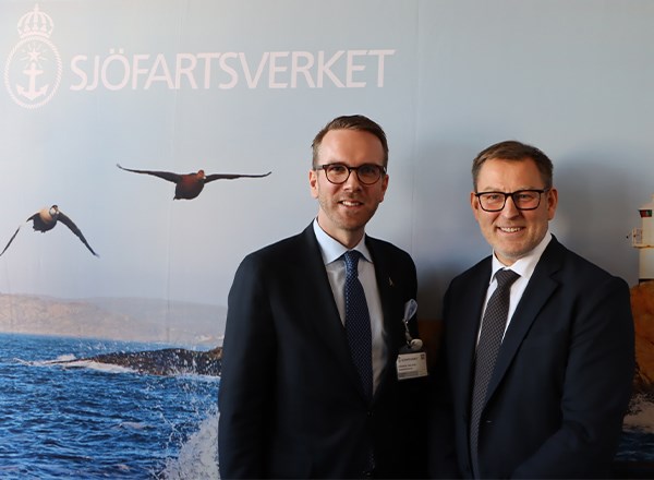 Porträtt på minister och ny GD