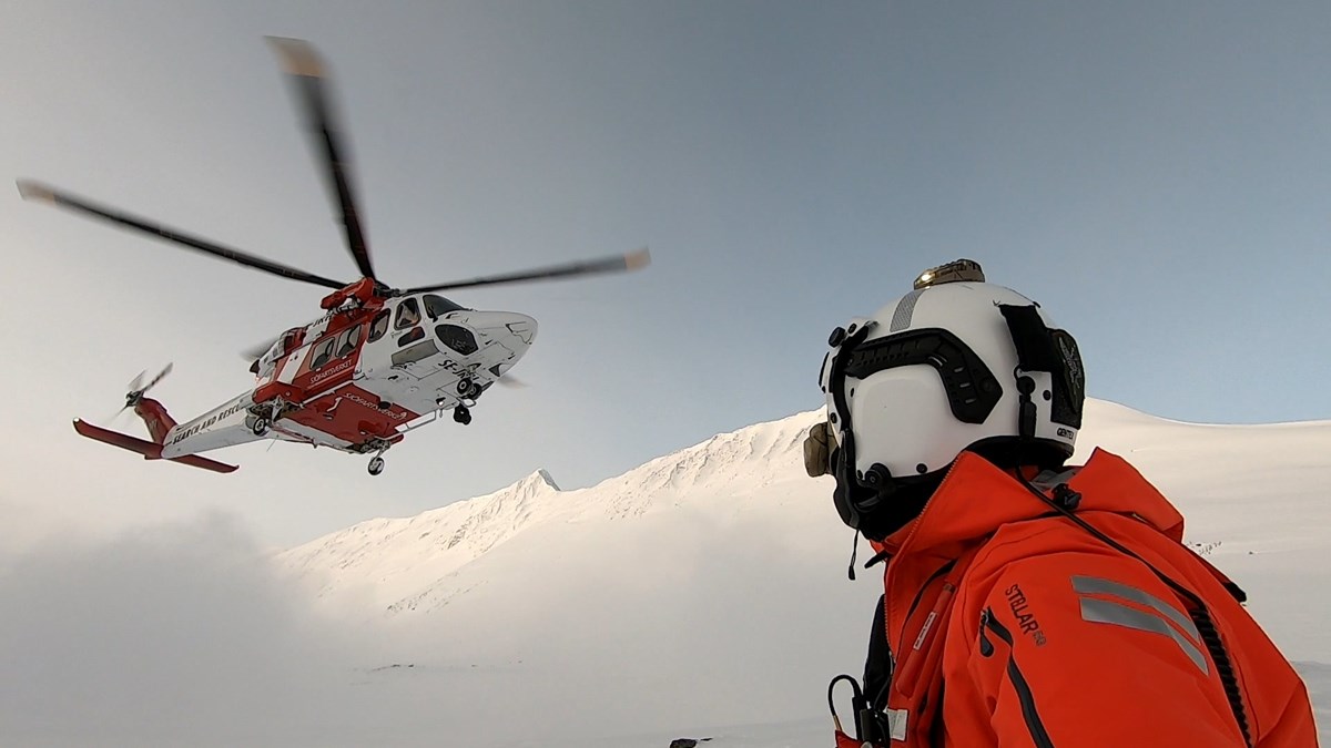 Sjöfartsverket övar räddning i fjällmiljö Helikopter i fjällmiljö