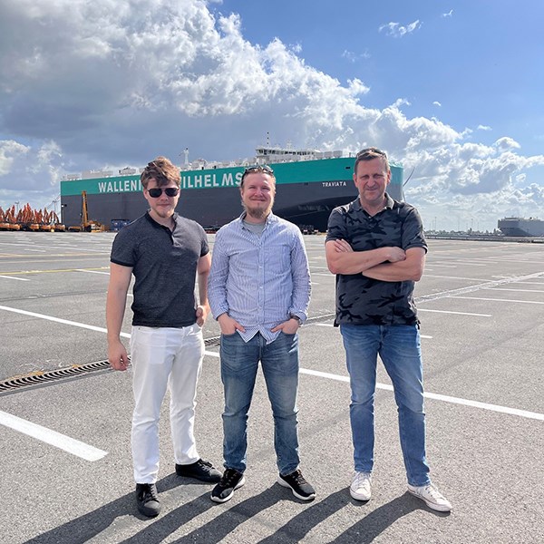 Three seafarers on a sightseeing in Bruges